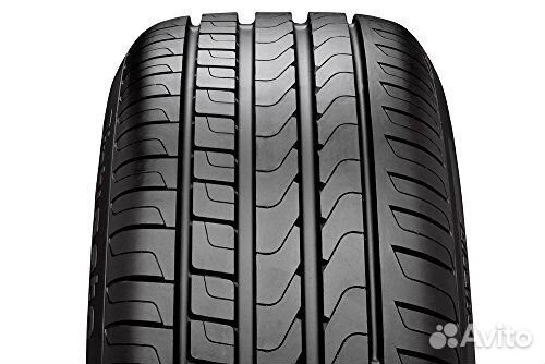 Pirelli Cinturato P7 215/45 R17 91W