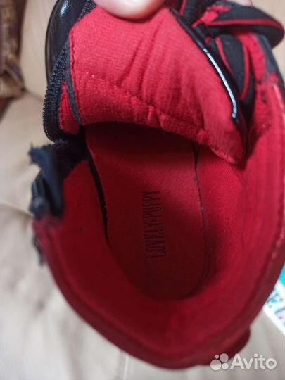 Кожаные ботинки