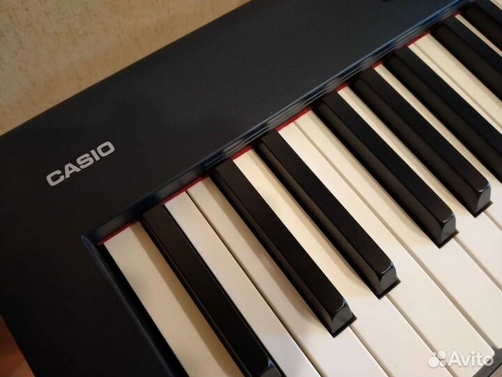 Цифровое пианино Casio б/у