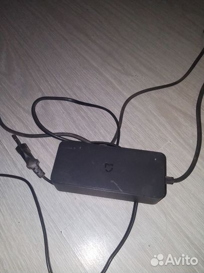 Зарядка для электросамоката xiaomi m365pro