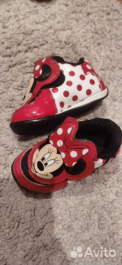 Обувь детская разных размеров