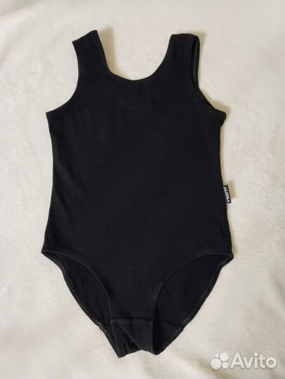 Купальник гимнастический. р-р 122-128. Почти новый