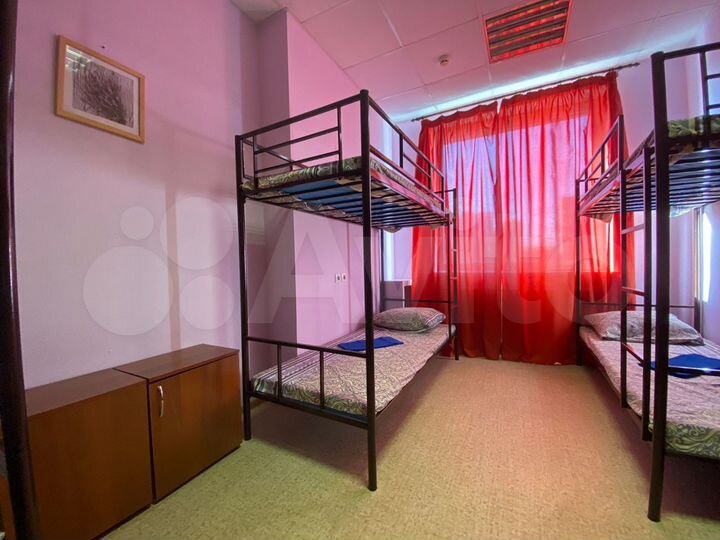 Комната 37 м², 4/4 эт.