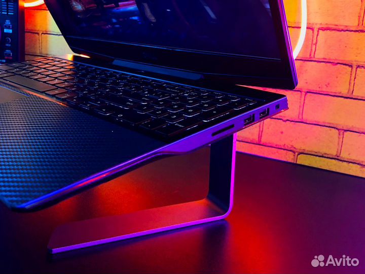 Игровой ноутбук Dell GeForce Intel Core i5 IPS