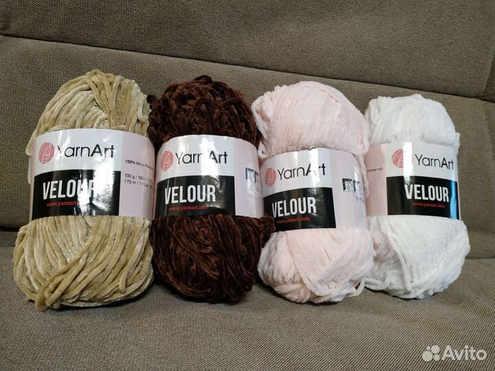 Плюшевая пряжа Yarn Art. Белый цвет