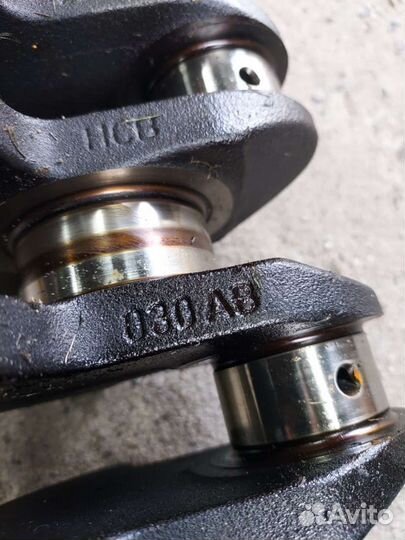 Коленвал Volkswagen Golf 3 030AB