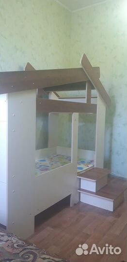 Детская кровать домик с матрасом