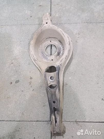 Рычаг подвески задний Ford Focus 3 универсал 1.6