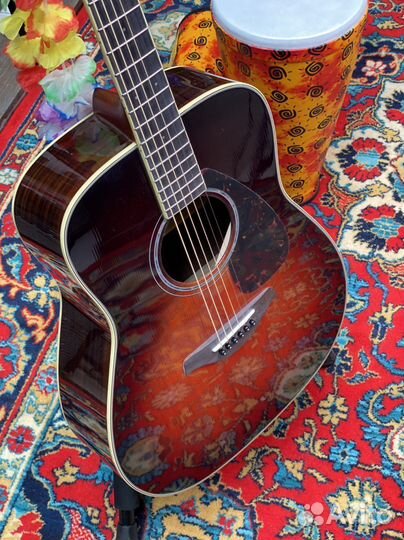 Акустическая Гитара Yamaha FG830 + Каподастер