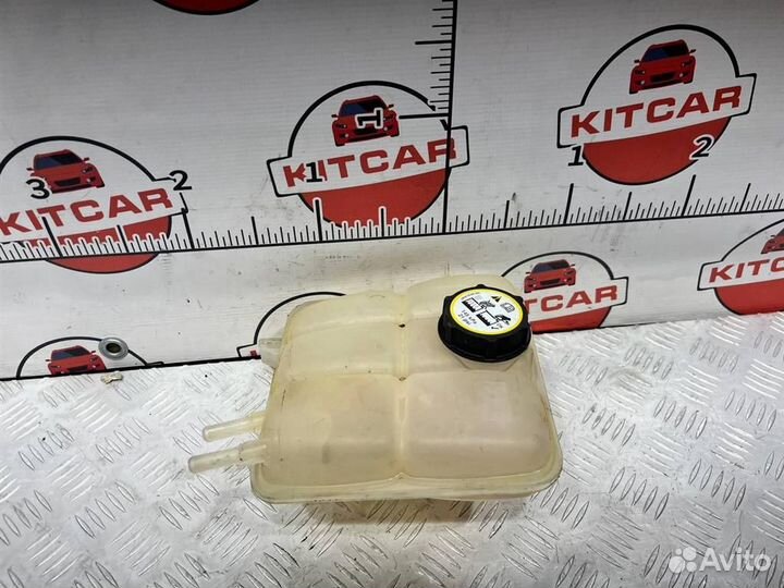 Расширительный бачок Ford Focus 2