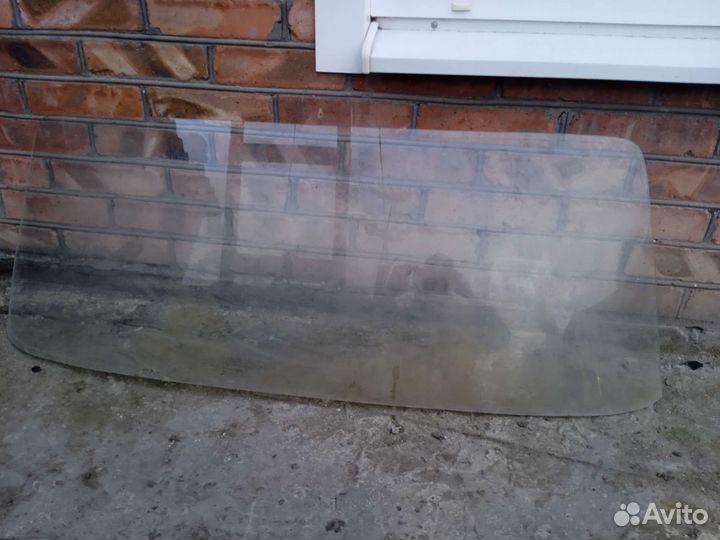 Лобовое стекло