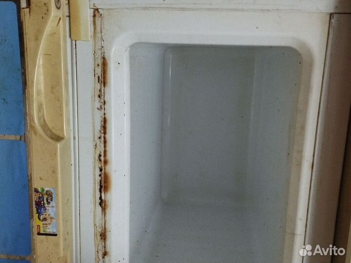 Холодильник Саратов 258