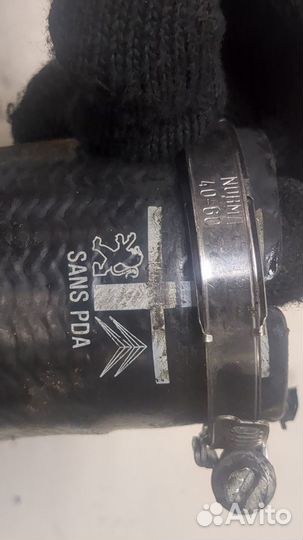 Патрубок интеркулера Peugeot 3008, 2013