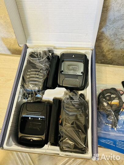 Рации портативные 2шт