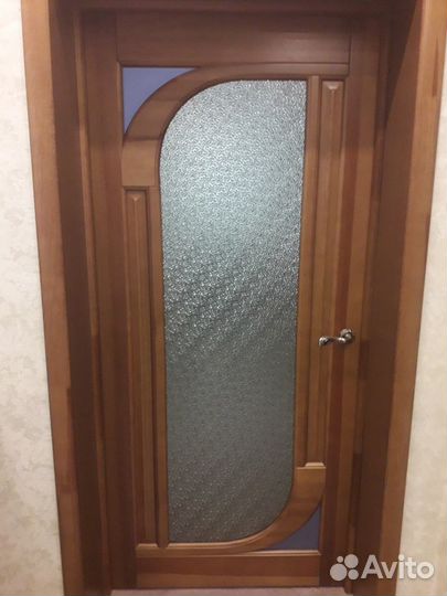 Замена стекла в межкомнатных дверях. Ремонт двери