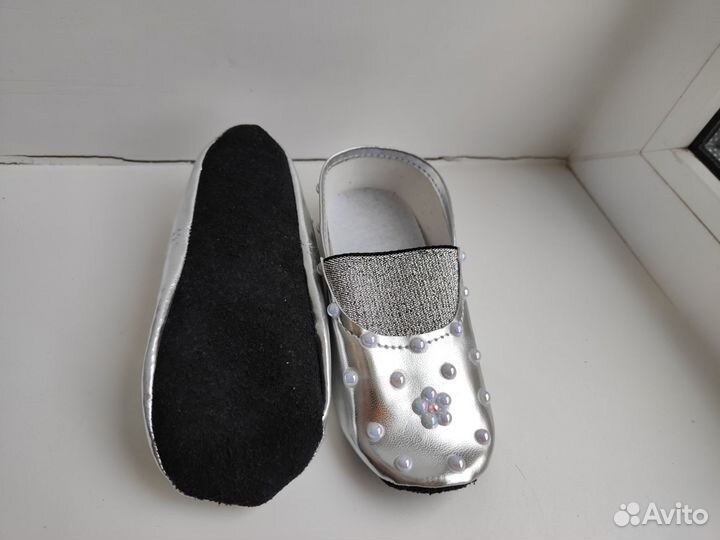 Чешки серебро для праздника новые р.24-31 нарядные