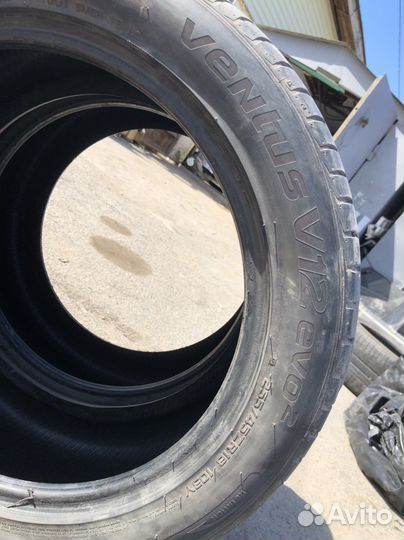 Hankook Ventus V12 Evo K110 255/45 R18