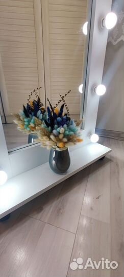 Композиция из сухоцветов