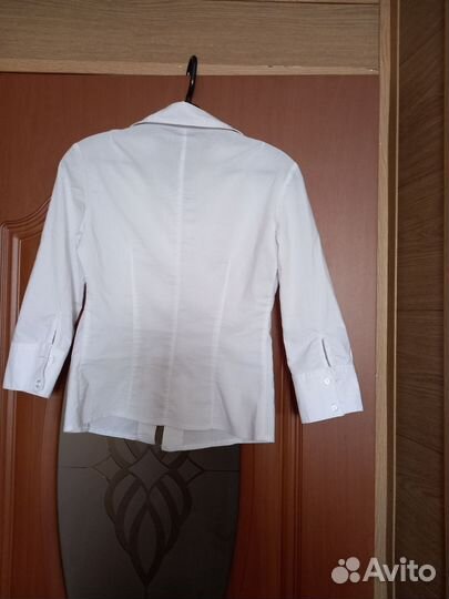 Блузка белая