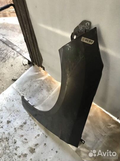 Крыло переднее левое Ford Focus