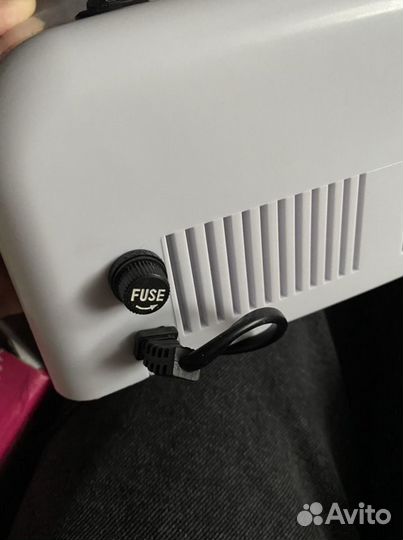 Уф лампа для ногтей