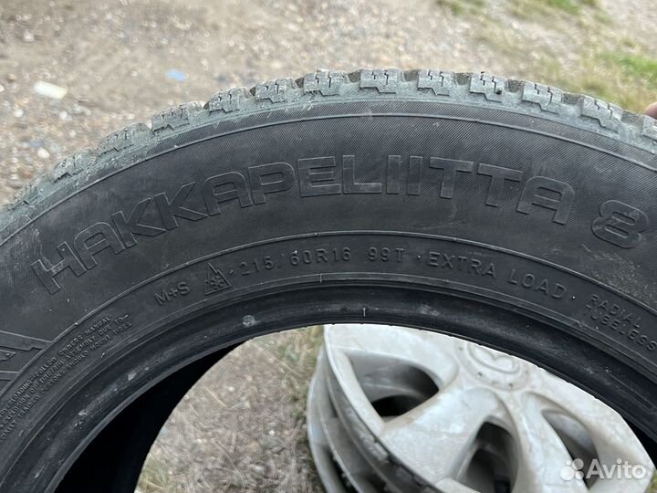 Nokian Tyres Hakkapeliitta 8 225/60 R16 99T
