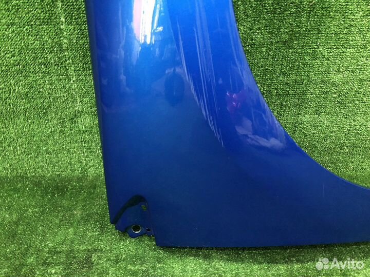 Крыло переднее правое Peugeot 308