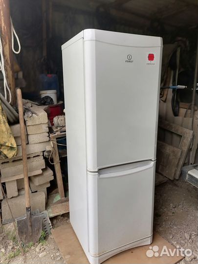 Холодильник на запчасти