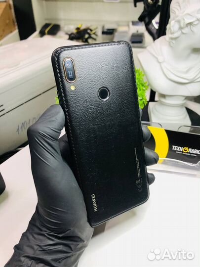 HUAWEI Y6 (2019), 2/32 ГБ