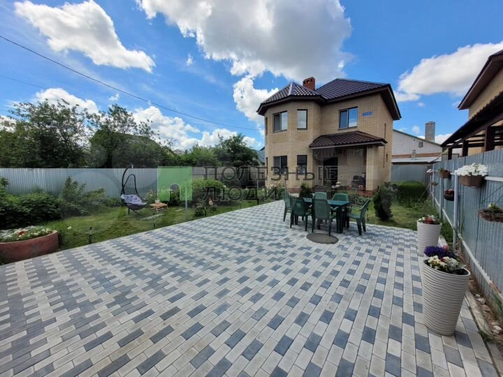 Коттедж 127 м² на участке 4 сот.