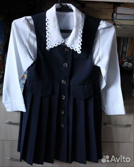 Продам школьную форму для девочки