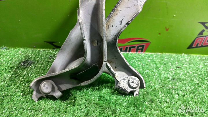 Петли капота lexus,toyota UCF20, UCF21 LS400,celsi