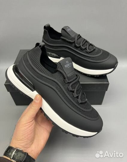 Кроссовки мужские romitan 44 размер