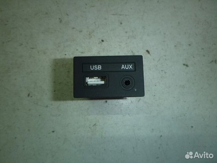 Разъем AUX hyundai I40 2011