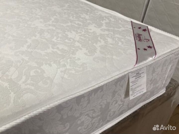 Матрас новый ортопедический 160 на 214