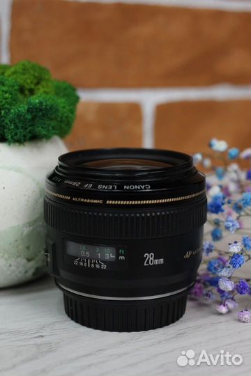 Объектив Canon EF 28mm f/1.8 USM