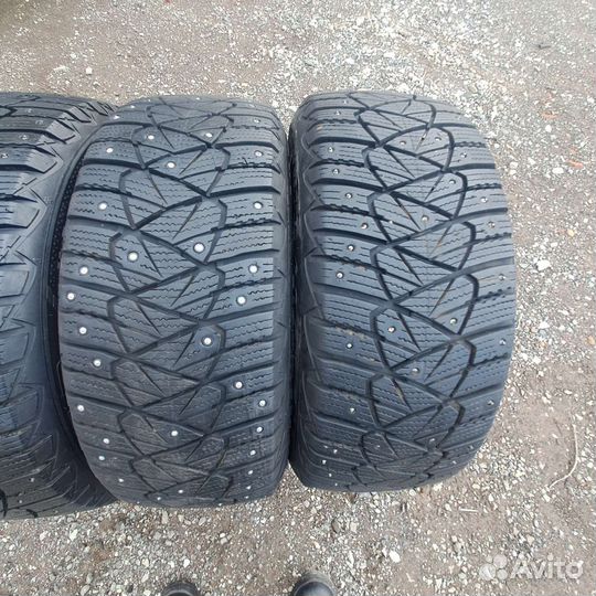 Goodyear Ultragrip 600 205/55 R16 94T