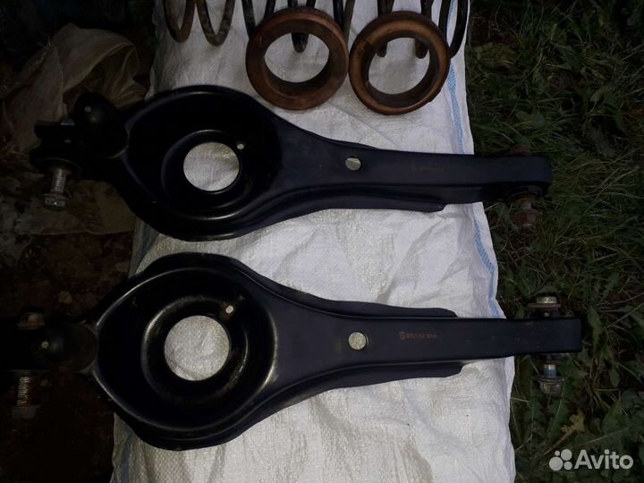 Рычаги задней подвески