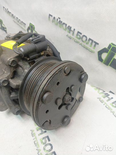 Компрессор кондиционера Ford Fusion хэтчбек 5дв