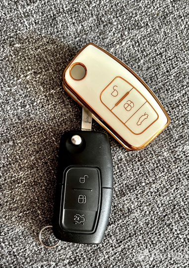 Чехол для ключа от автомобиля Ford
