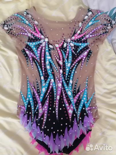 Купальник для художественной гимнастики