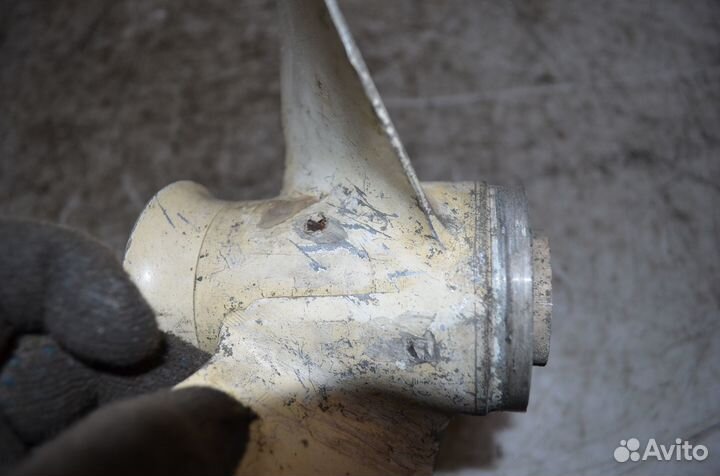 Винт 9 7/8X11 1/4-F лодочный мотор