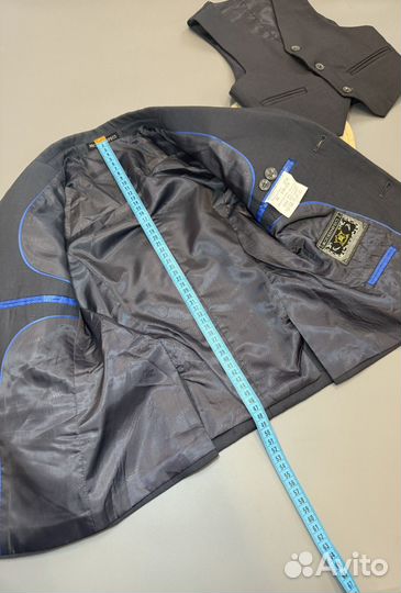 Пиджак и жилет на мальчика 110-116