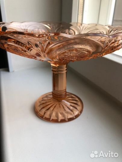 Конфетница на ножке, карамельное стекло СССР