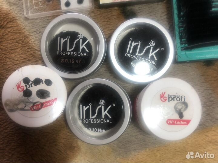 Для наращивания ресниц