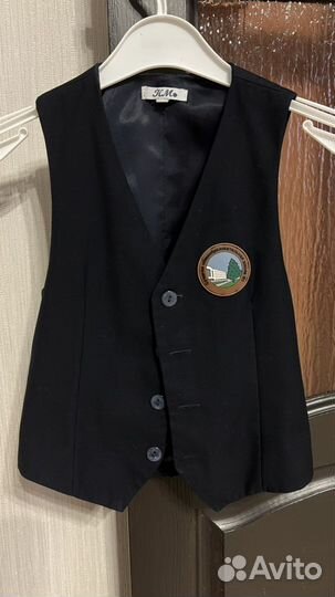 Жилетка для мальчика школьная 134