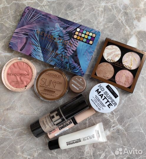 Набор косметики новой запечатанной