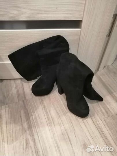 Сапоги на скрытой платформе р 36