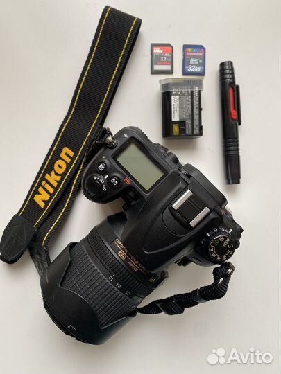 Зеркальный фотоаппарат Nikon D7000