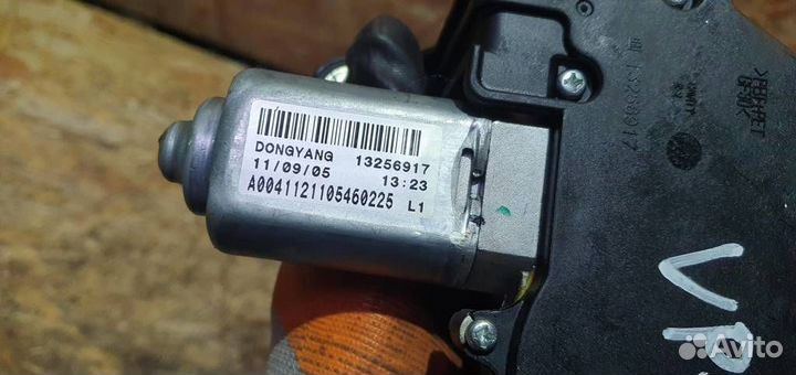 Моторчик стеклоочистителя задний Opel Astra J GTC